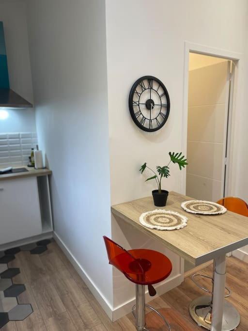Joli Studio Maisonnette Avec Cachet Toulouse Exterior photo